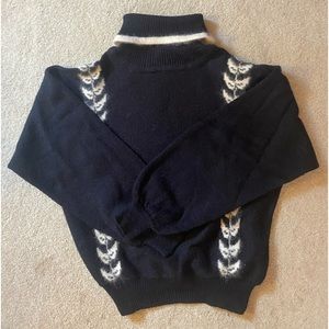 1990’s turtle neck sweater size medium 😌